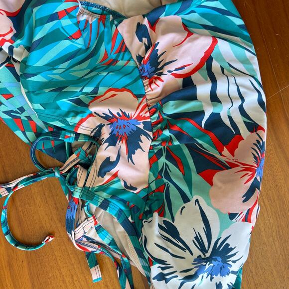 Kona Sol Women’s Size M Swimsuit One Piece Tropical Print - Picture 5 of 9